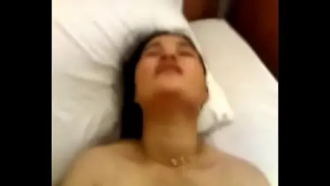 色色黄色视频 · 二